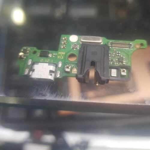 It is a CG6J Tecno Camon 17 Charging PCB Board Replacement In Pakistan available at hallroad.pk at a cheap price.